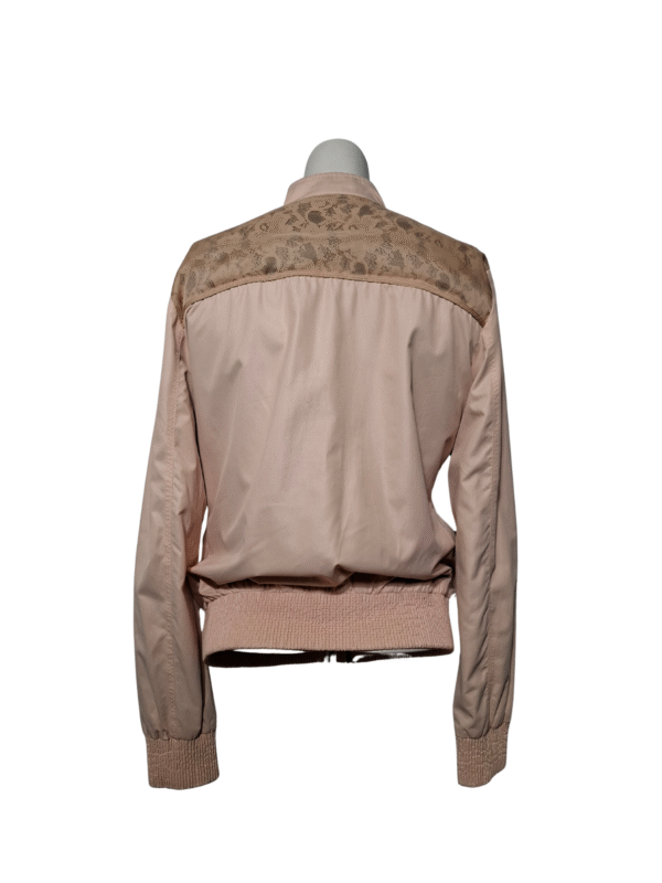 Kreminės spalvos GUESS striukė, M