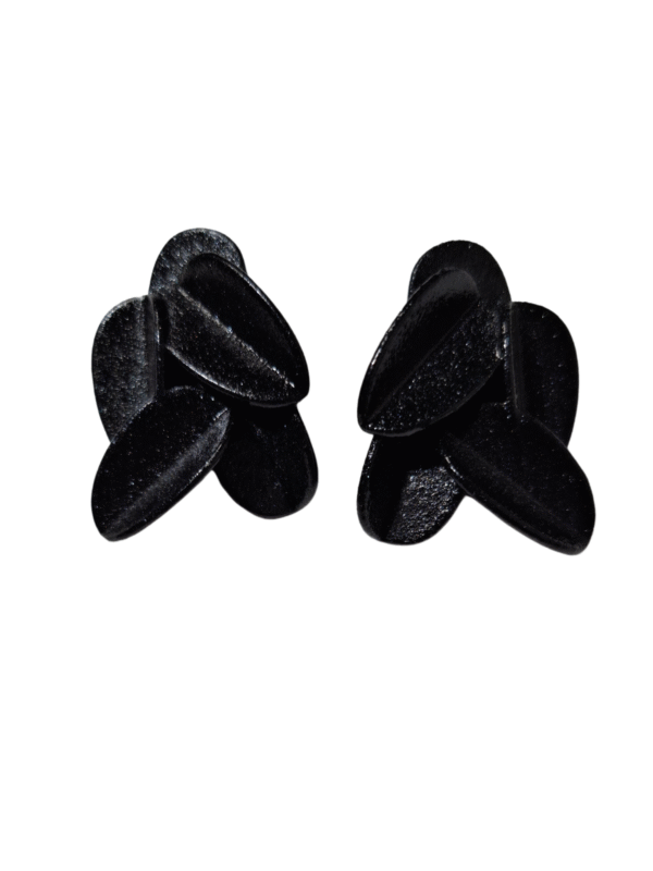 Juodi LEAVES METALLIC auskarai