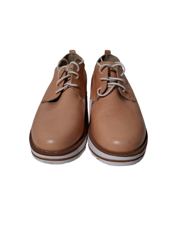 Smėlio spalvos bateliai, 38 dydis