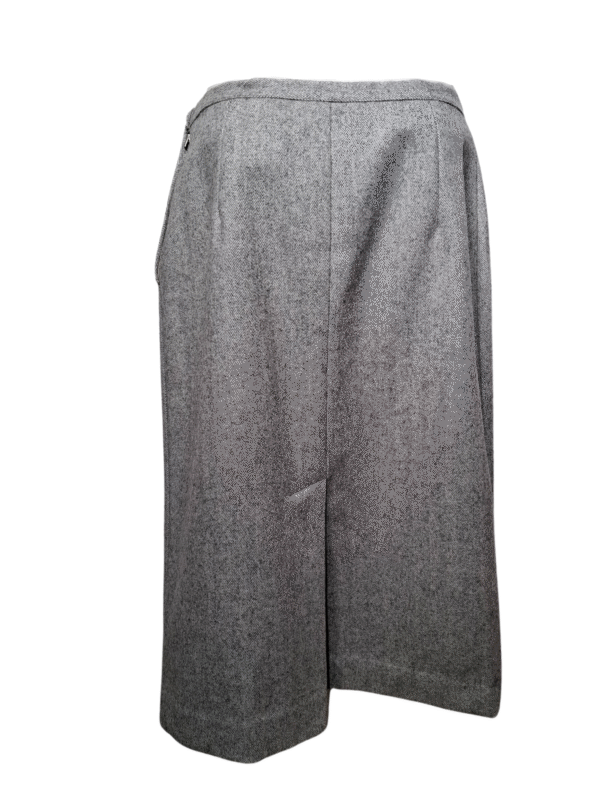 Pilkas raštuotas sijonas, L