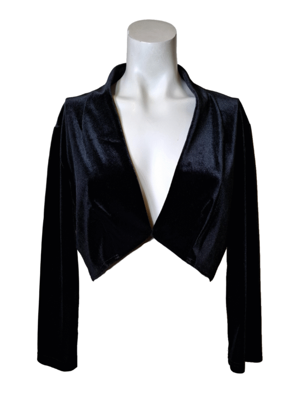 Juodas aksominis trumpas švarkas, L