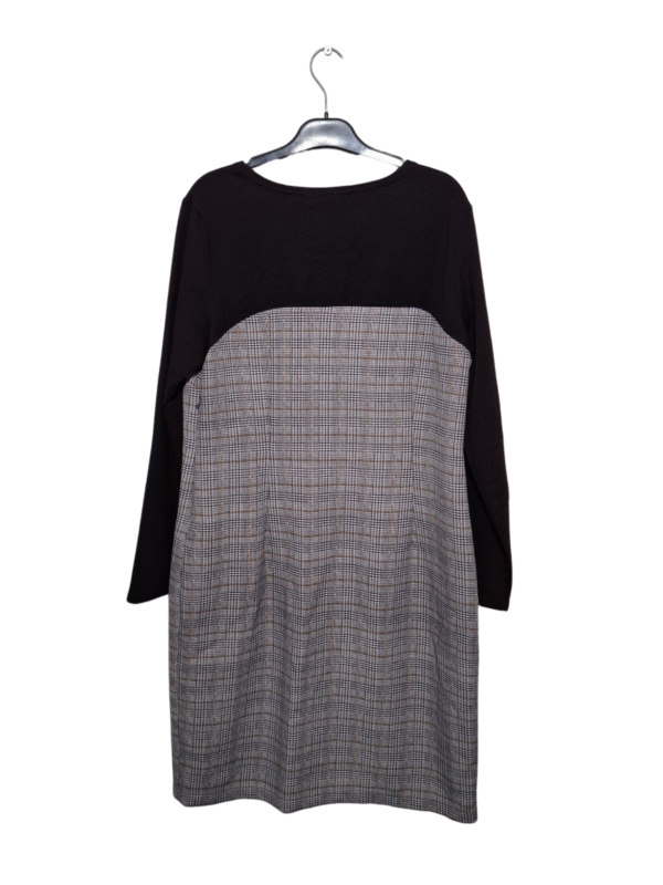 Pilka raštuota suknelė, XL