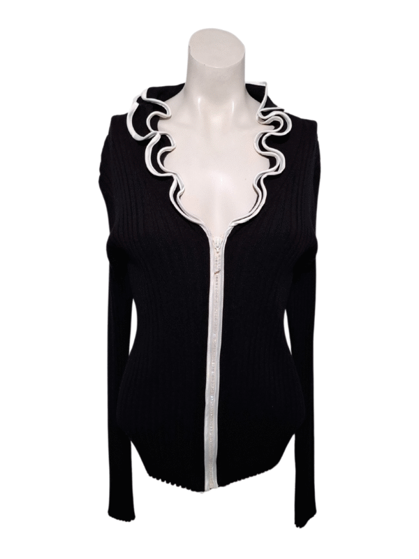 Juodas megztinis, XL