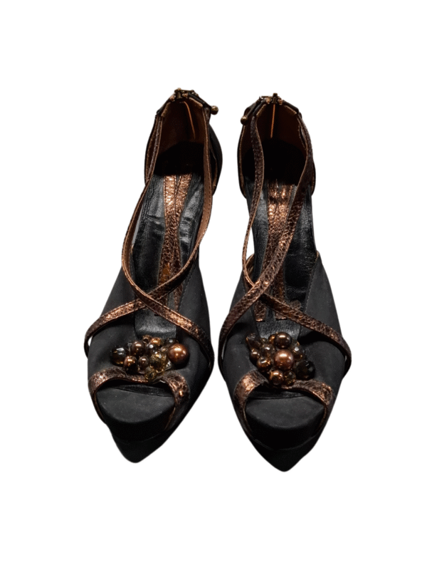 Rudi aukštakulniai atviru priekiu, 39 dydis