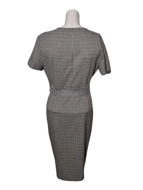 Raštuota suknelė su diržu, L