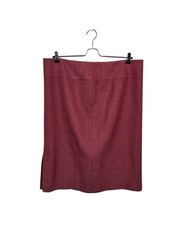 Raudonas sijonas, 4XL