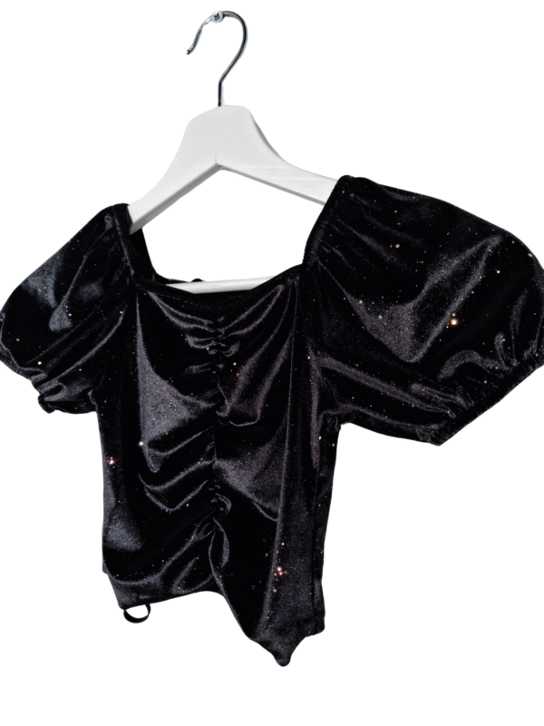 Juodas vaikiškas GEORGE kostiumėlis, 6-7 m.