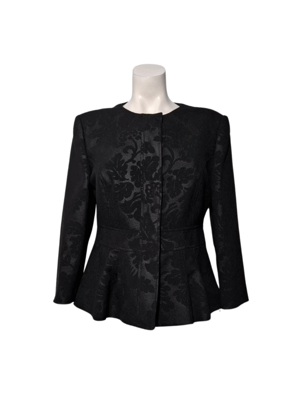 Juodas raštuotas TED BAKER švarkas, M/L