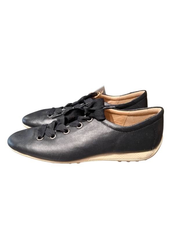 Juodi odiniai laisvalaikio ECCO batai, 40 dydis