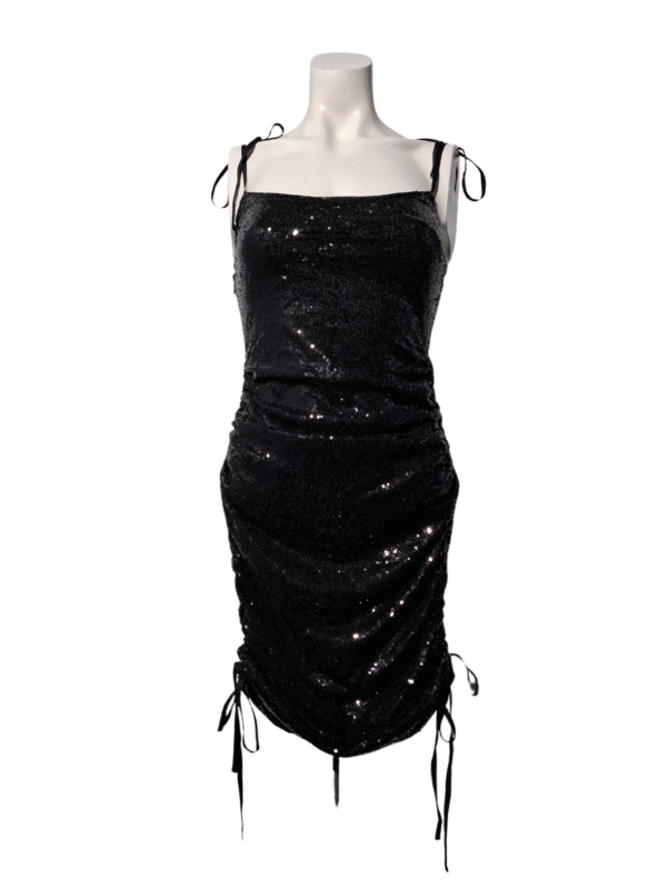 Juoda blizgi PRETTY LITTLE THING suknelė, NAUJA, S