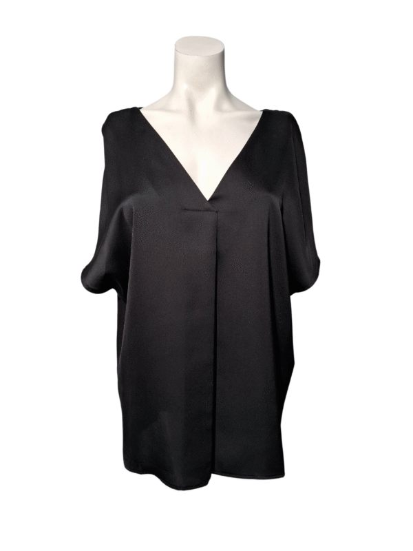 Juoda VILA palaidinė, L