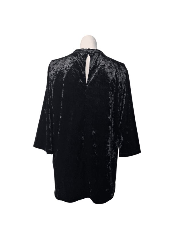 Juoda aksominė B.YOUNG palaidinė, L