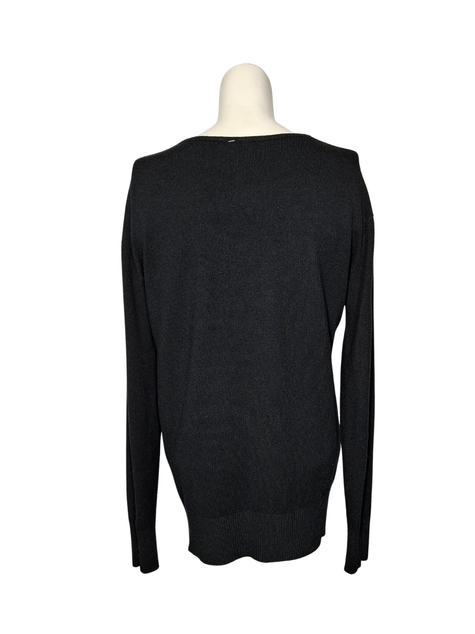 Juodas raštuotas vilnonis megztinis, XL