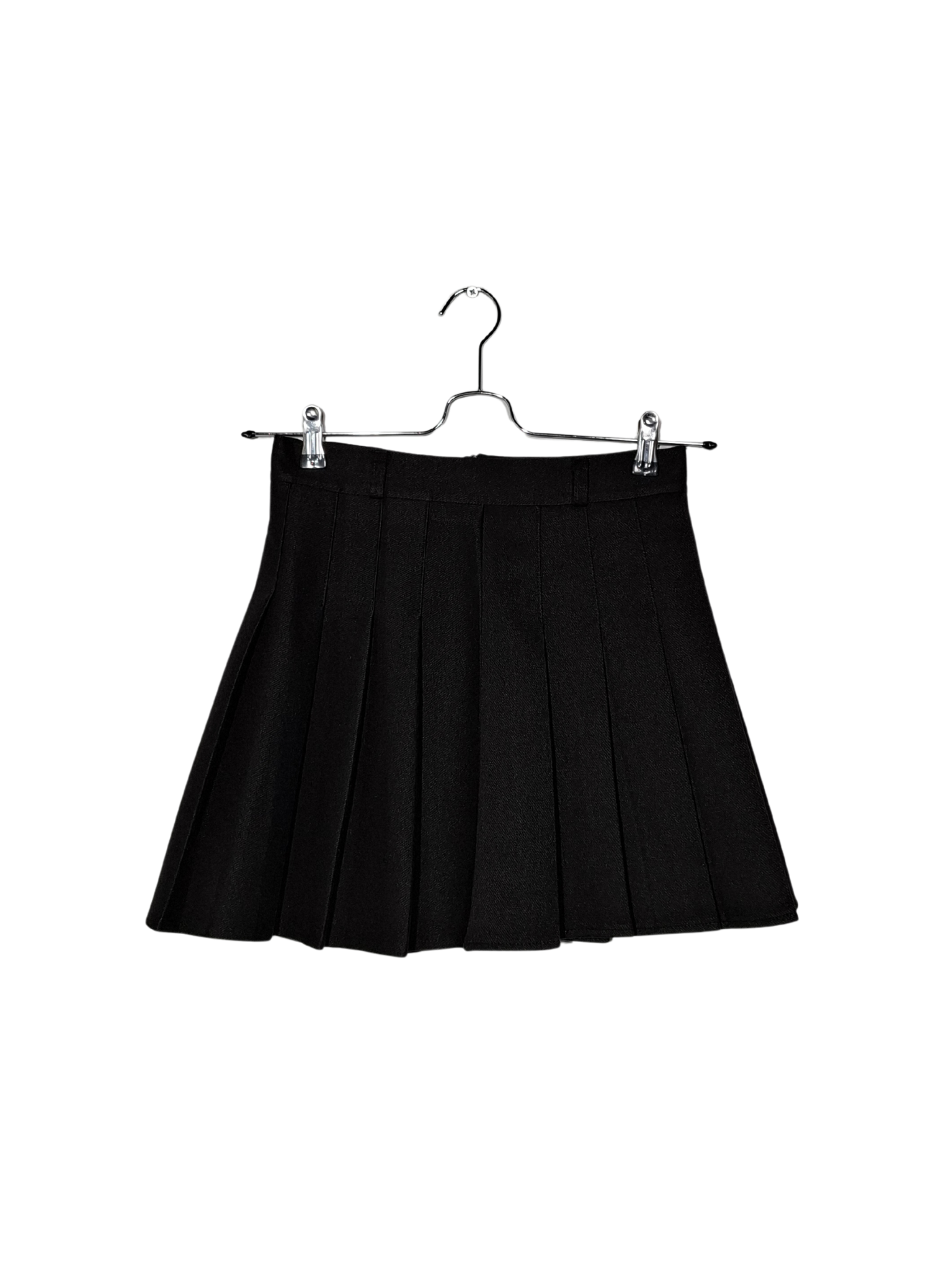 Juodos klostuotos sijonkelnės, S