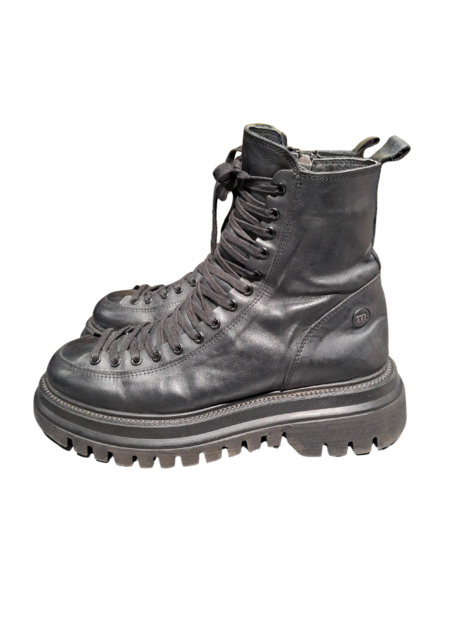 Juodi auliniai batai, 39 dydis