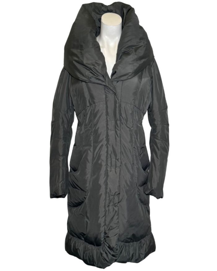 Žalia pūkinė TAHARI striukė, S