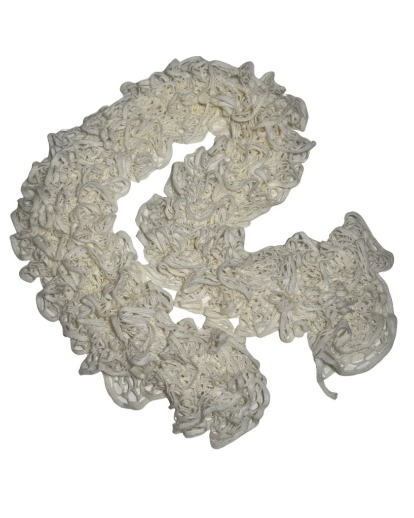 Kreminės spalvos šalikas