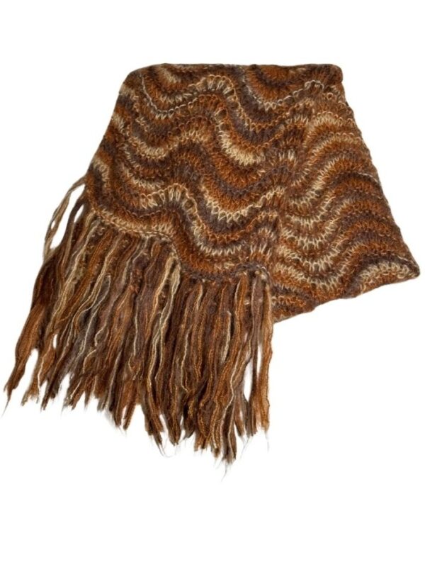 Rudos spalvos šalikas