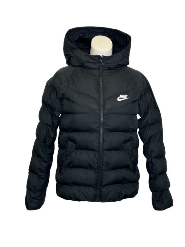 Juoda vaikiška NIKE striukė, 137-147cm