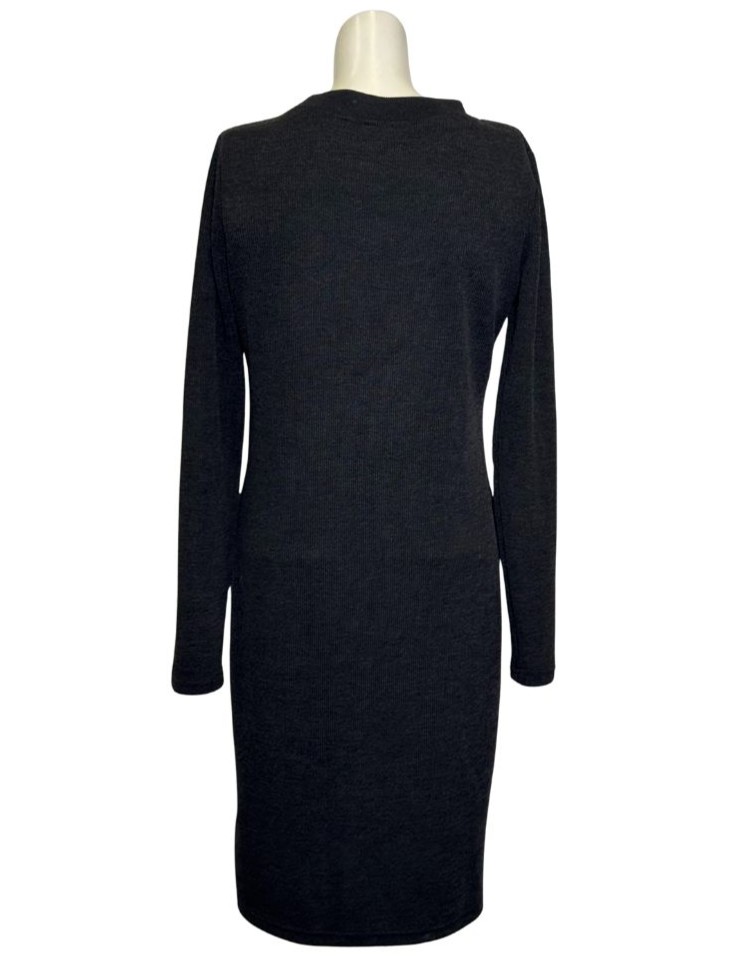 Juoda megzta suknelė,  L