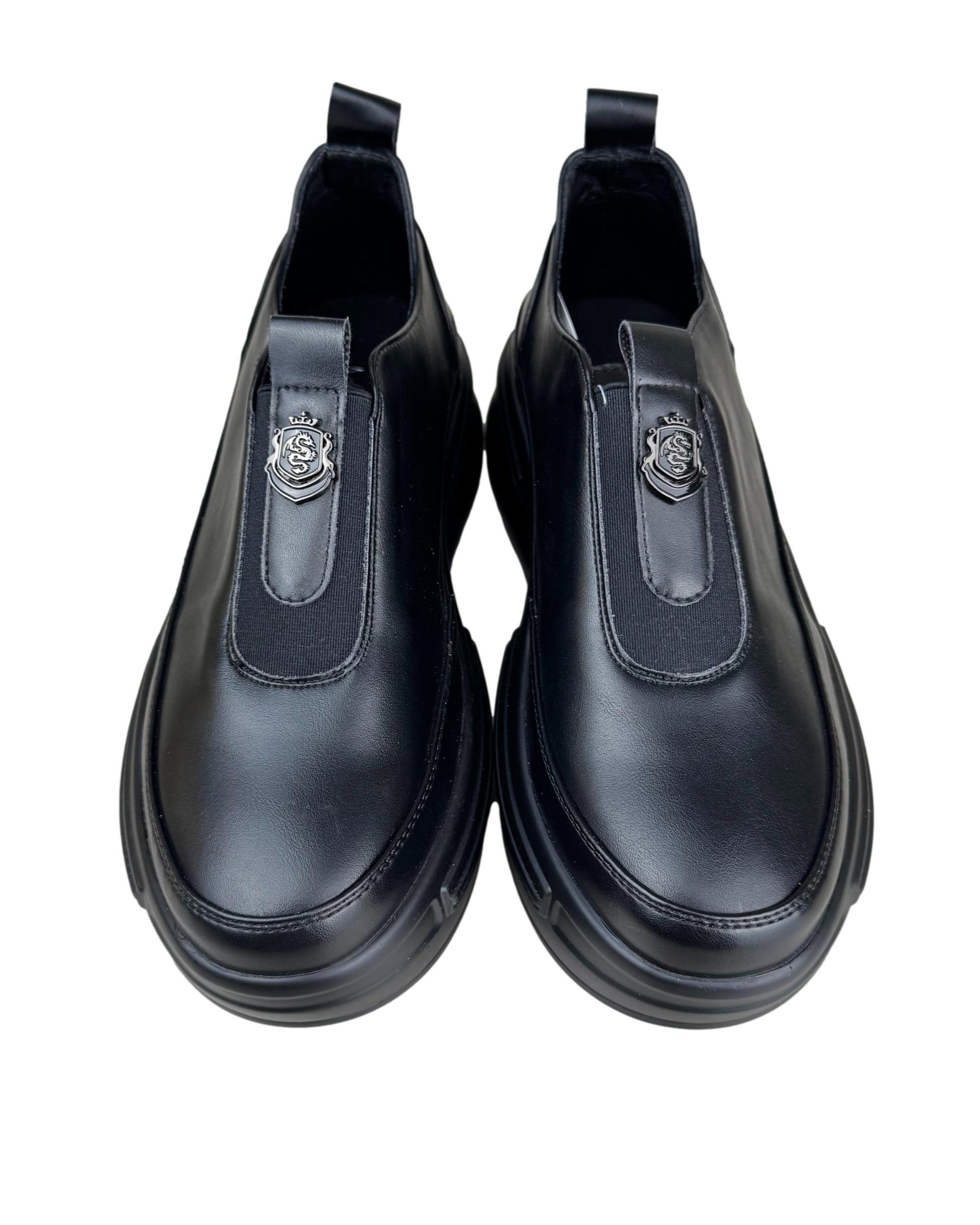 Juodi AOTORIA batai, 38 dydis