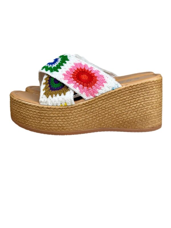 Įvairiaspalvės XBC basutės, 40 dydis