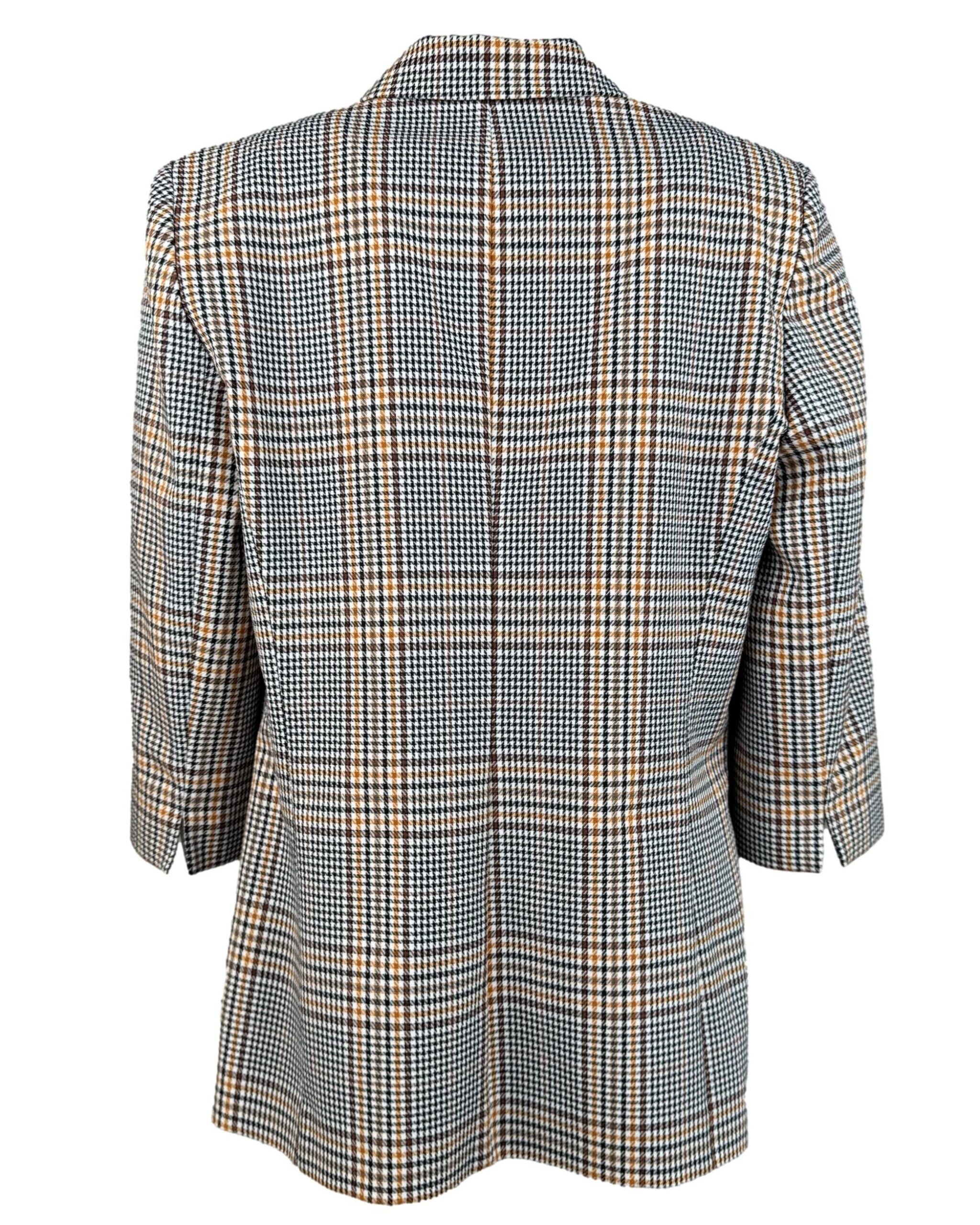 IMG_4943_clipped_rev_1