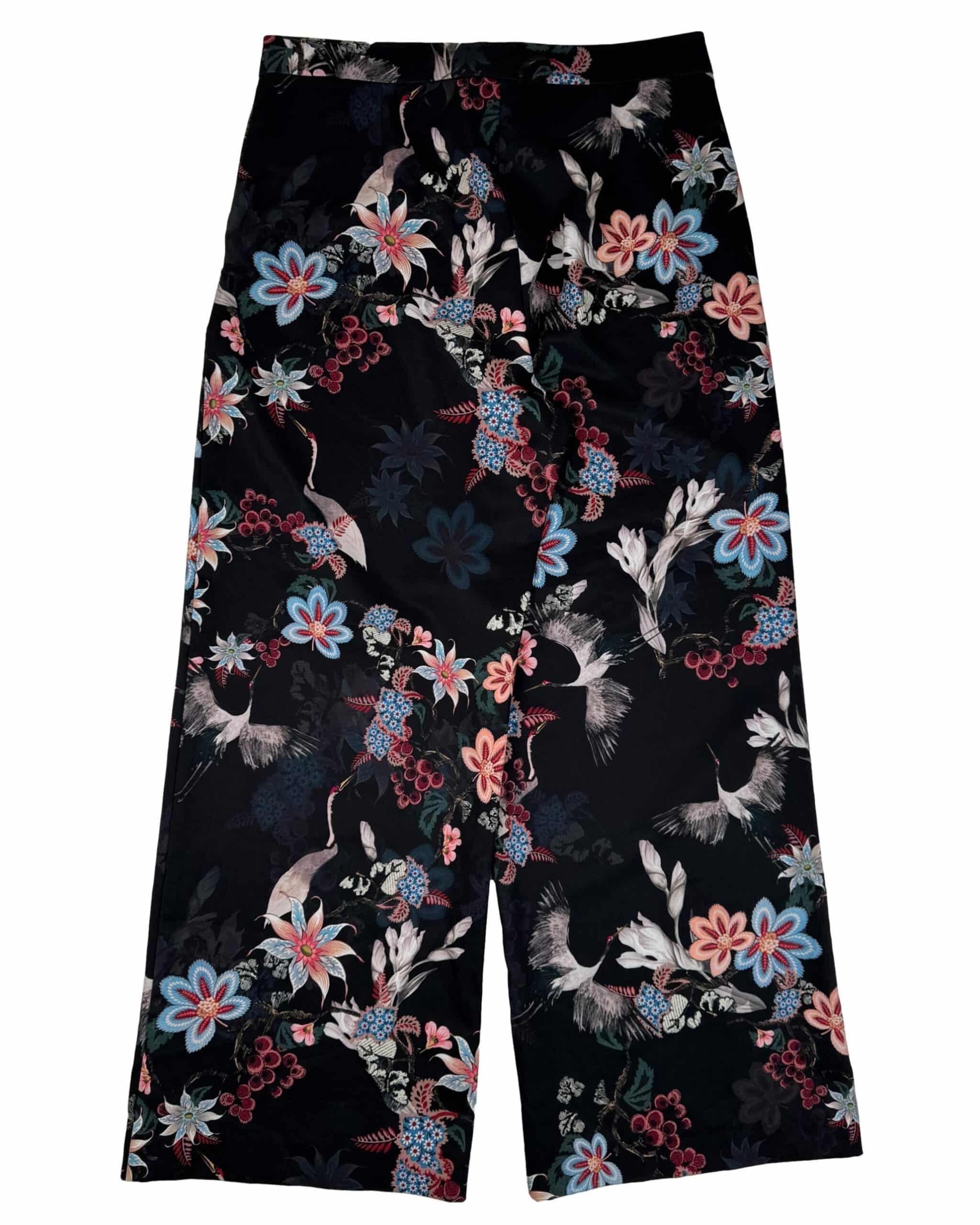 Juodos gėlėtos H&M kelnės, XL