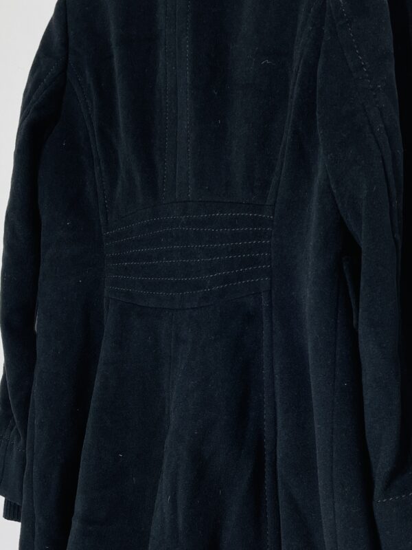 Juodas vilnos mišinio paltas, L