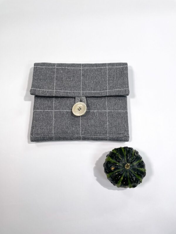 TEXTALE upcycled pilkas dėklas kompiuteriui