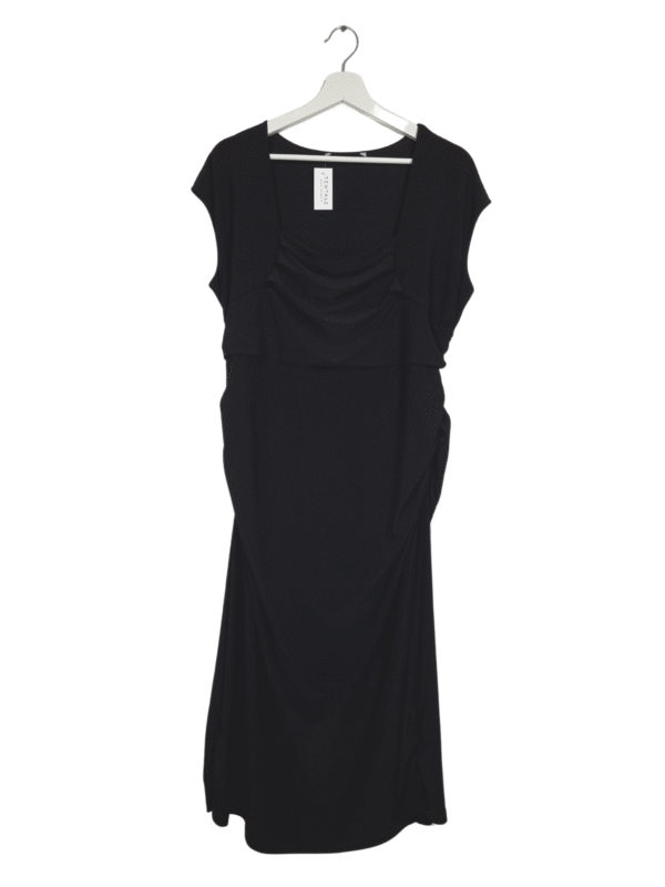 Juoda suknelė be rankovių, XXL