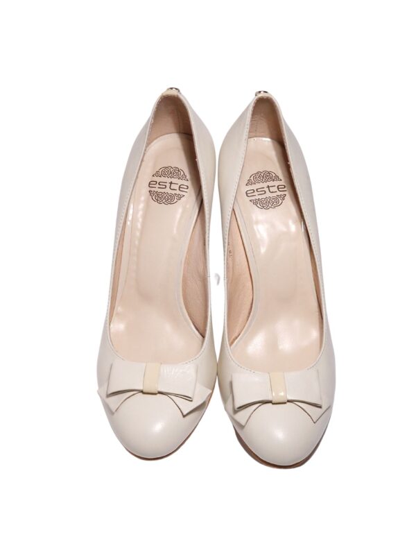 Kreminiai odiniai ESTE aukštakulniai su kaspinėliais, 39 dydis