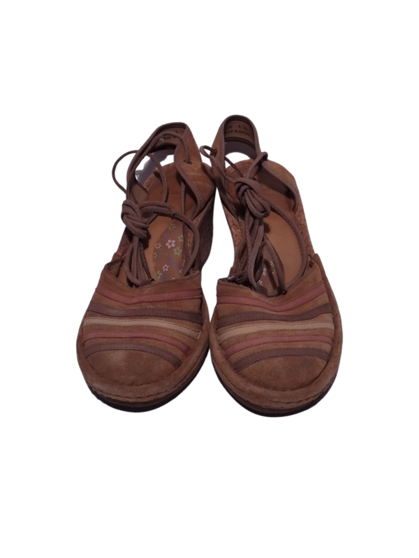 Rudos basutės ant platformos, 39 dydis