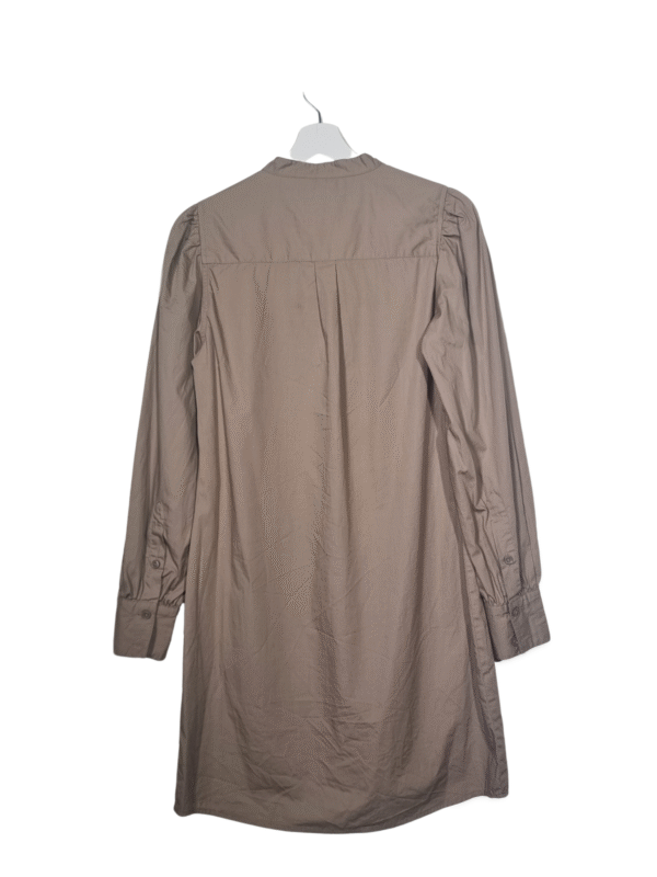 Kreminė marškinių tipo suknelė, S