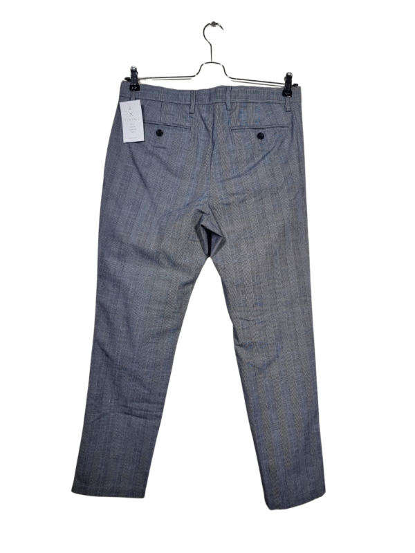 Languotos kelnės, M