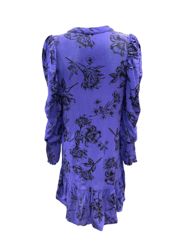 Violetinė raštuota suknelė, L