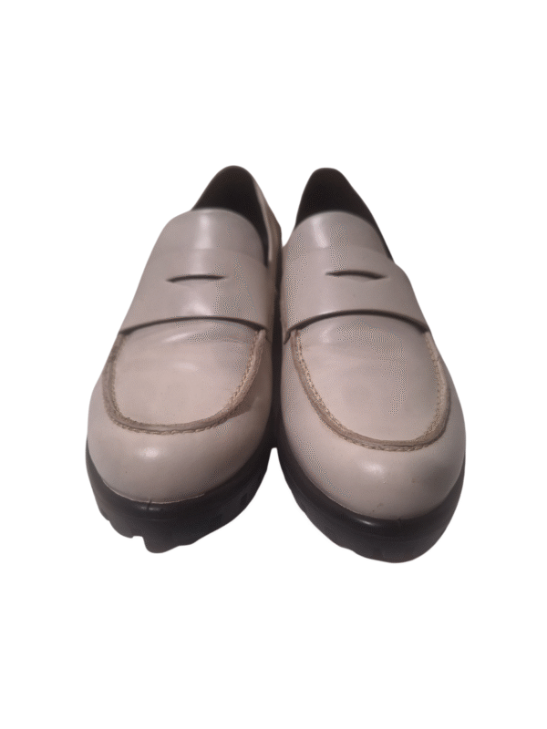 Balti bateliai, 36 dydis