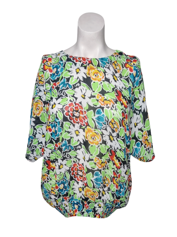 Įvairiaspalvė gėlėta palaidinė, M