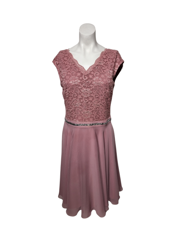 Rožinė suknelė, L