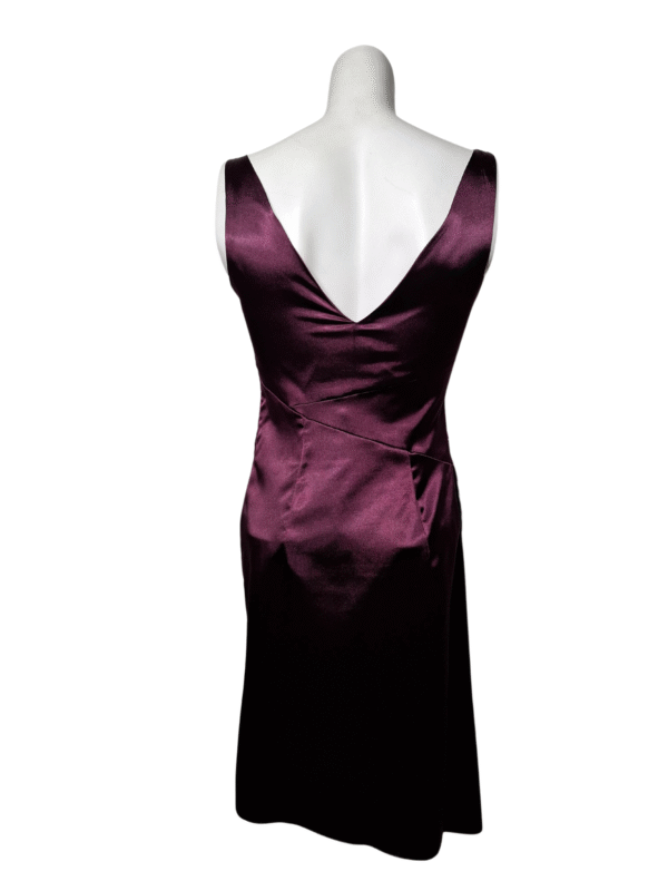 Violetinė puošni suknelė, M