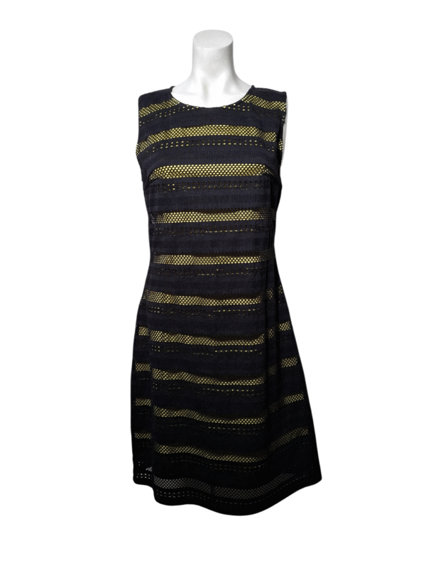 Juoda nėriniuota suknelė, NAUJA, M